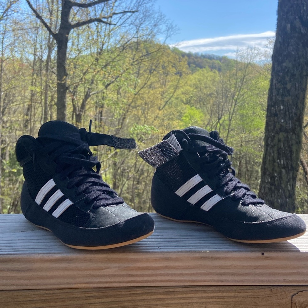 Boys wrestling shoes